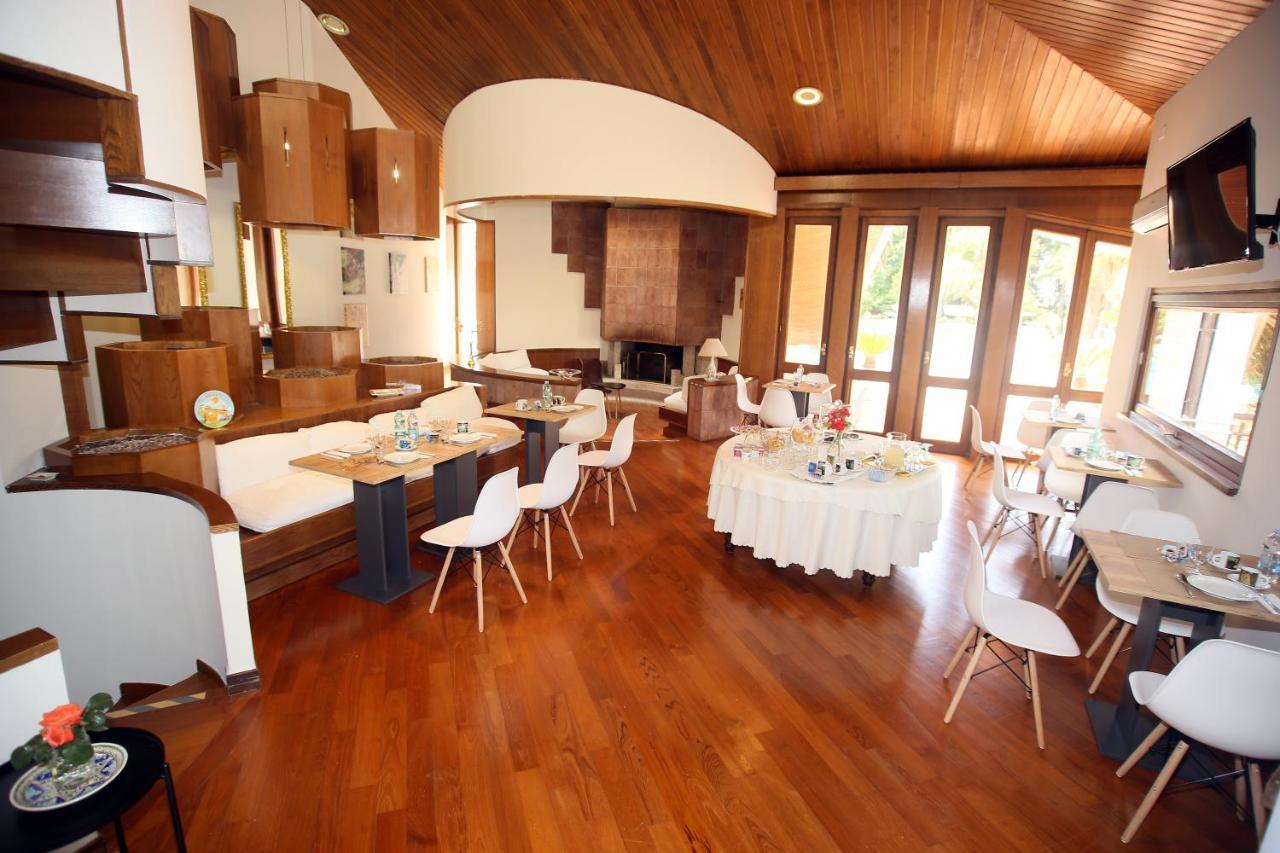 Paradise Suite Latina Exterior photo